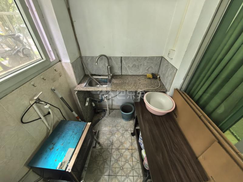 松坪山科苑新区7680188厨房图7