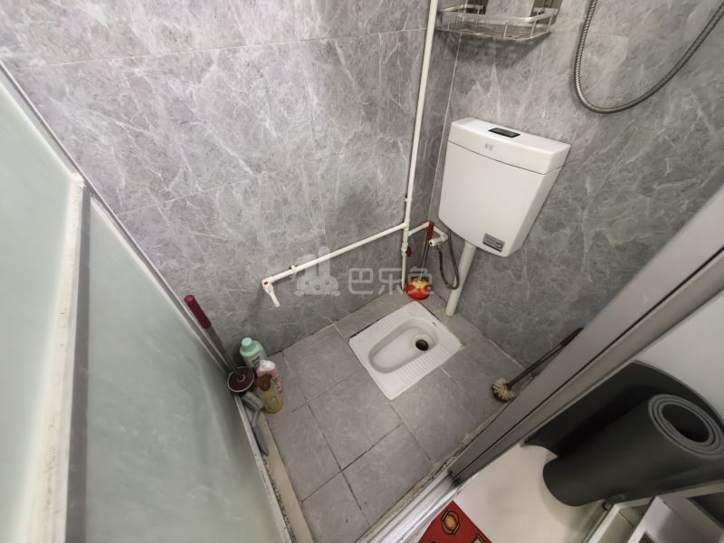 松坪山科苑新区7680188卫生间图9