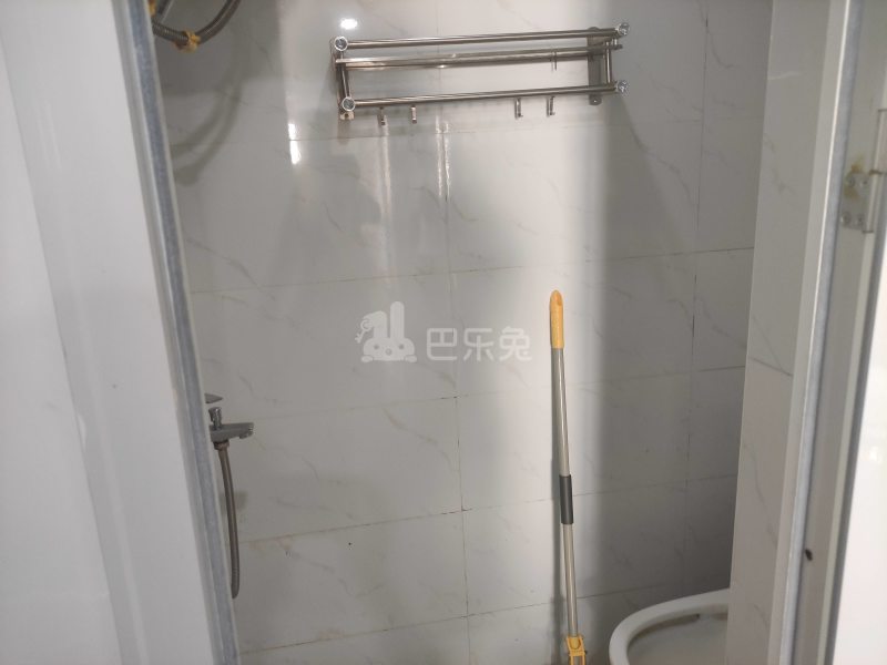 宝隆新村东区7681778卫生间图6