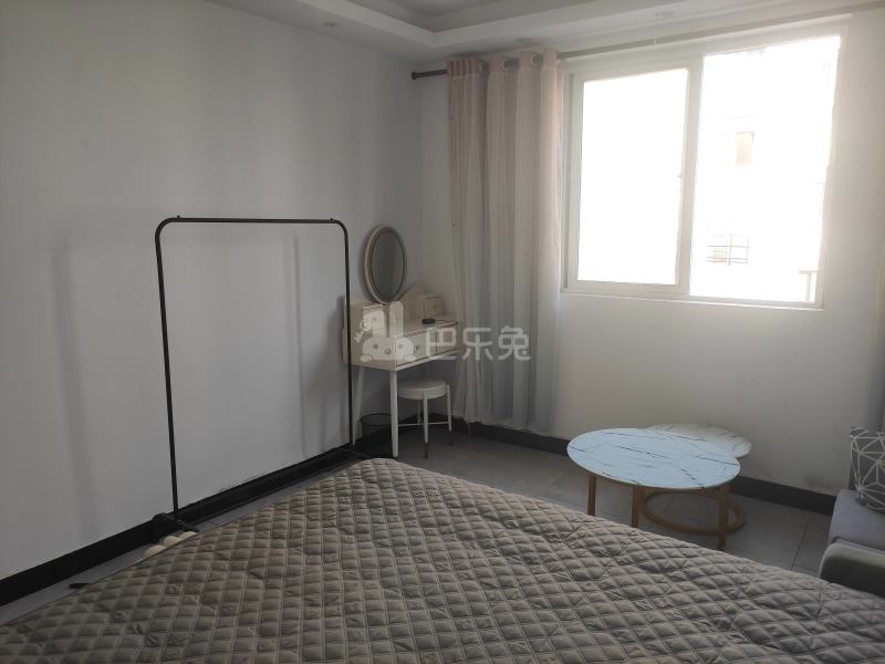 宝隆新村东区7681778卧室图3