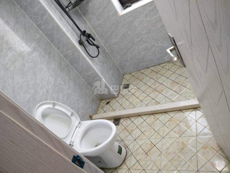 和欣家园7691897卫生间图10