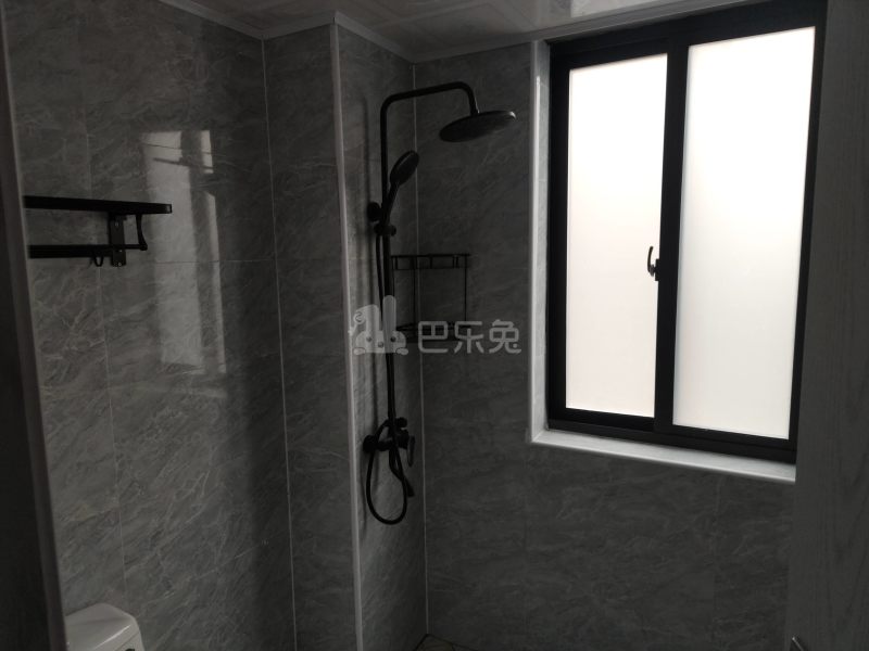 和欣家园7691897卫生间图13