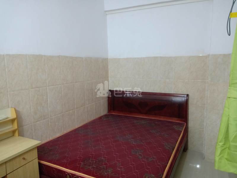 鹅掌坦西街十九巷8号7701518卧室图1