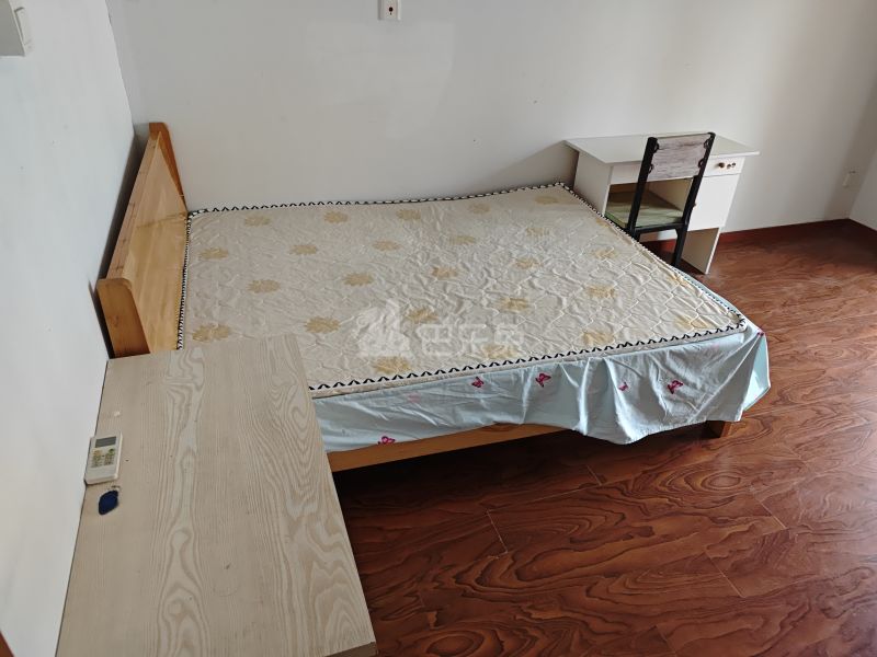 可逸兰亭7706636卧室图3