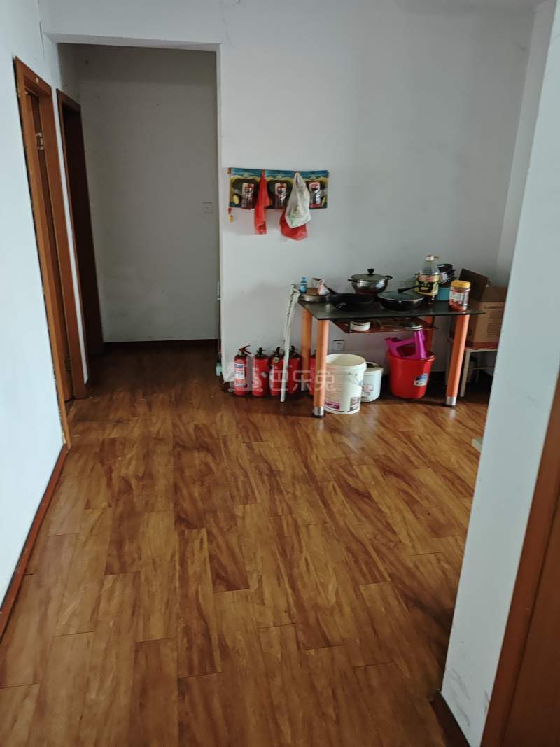 可逸兰亭7706636客厅图4