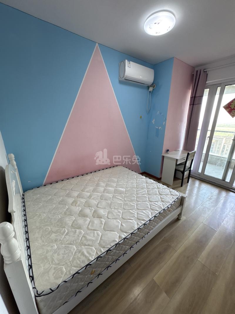 嘉宝梦之晨7711764卧室图0