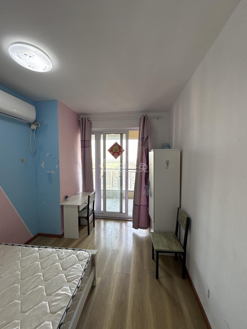 嘉宝梦之晨7711764卧室图2