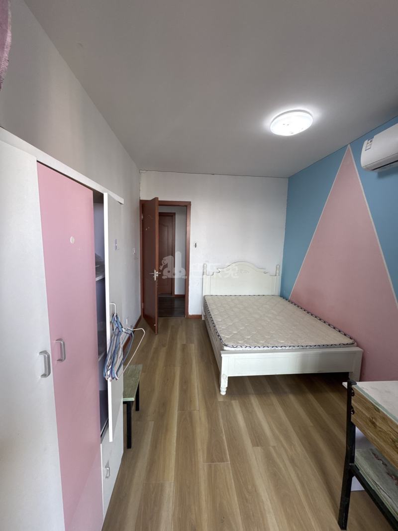 嘉宝梦之晨7711764卧室图3