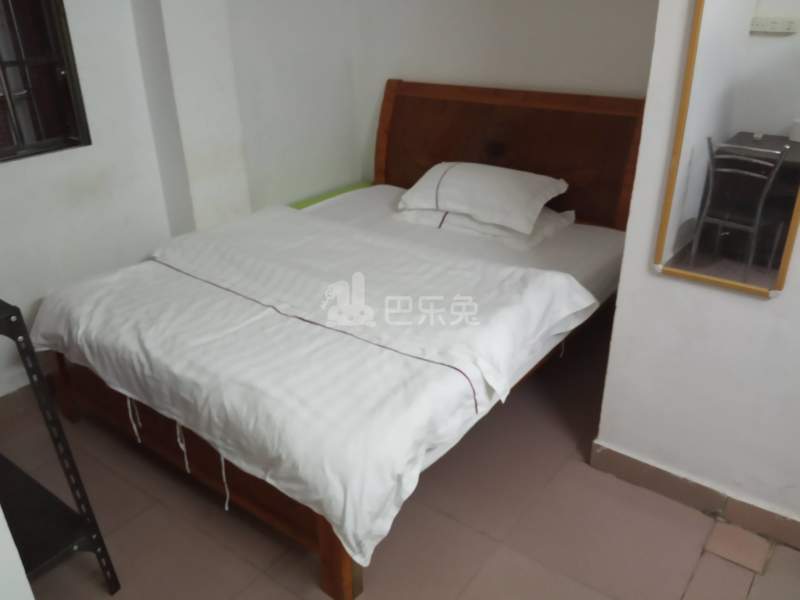 龙洞南门头一巷4号7716674卧室图0