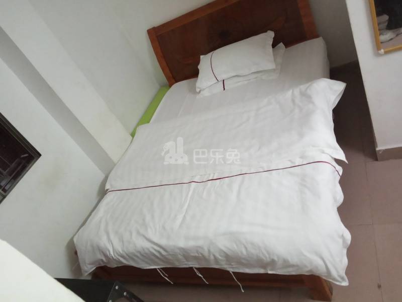 龙洞南门头一巷4号7716674卧室图4