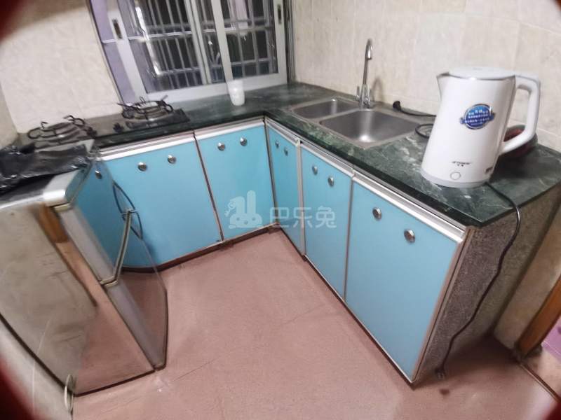 龙洞环村南街25号7716703厨房图7