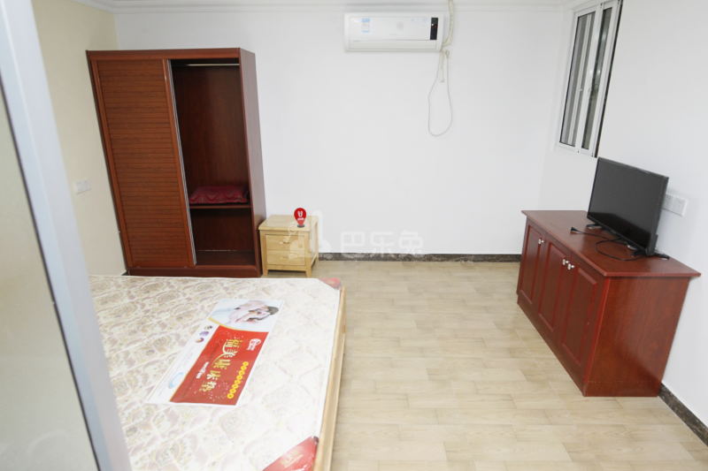 康天精品公寓772766卧室图6