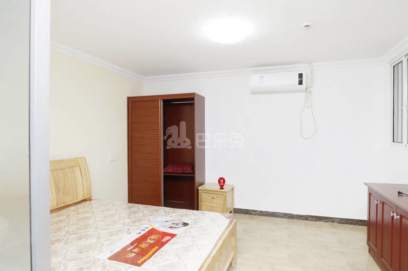 康天精品公寓772766卧室图4