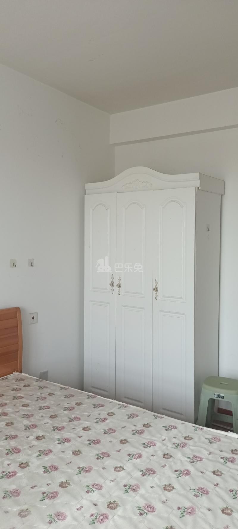 香逸尚城花园7734207卧室图2