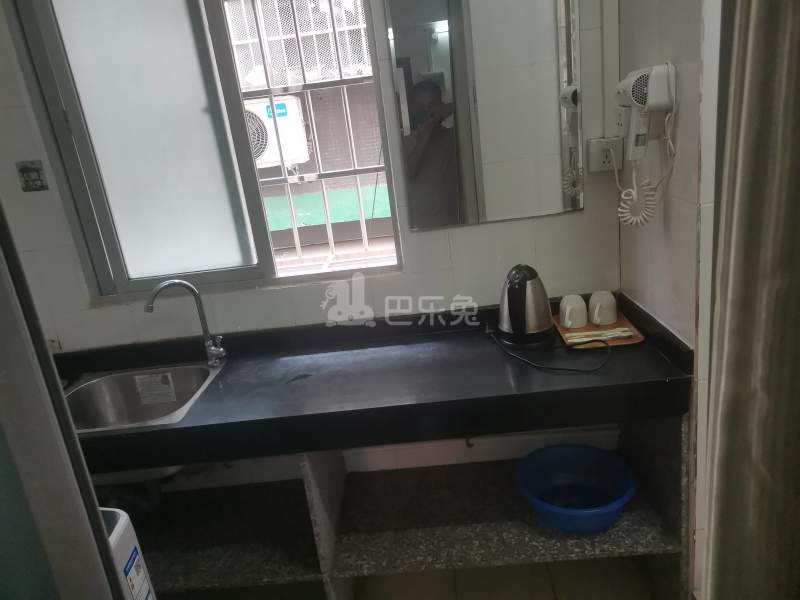 天豪公寓（车陂西华新村南三巷2号）7734905卧室图3