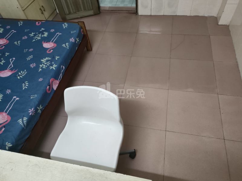 黄村莲溪里大街三横3号7742526卧室图1