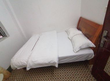 龙洞南门头一巷5号 1室0厅1卫