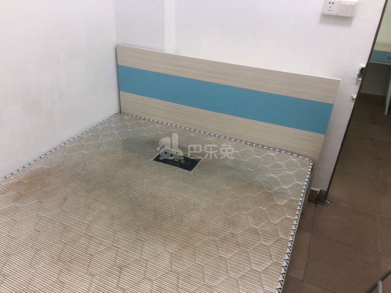 长湴西街七巷10号7761295卧室图1