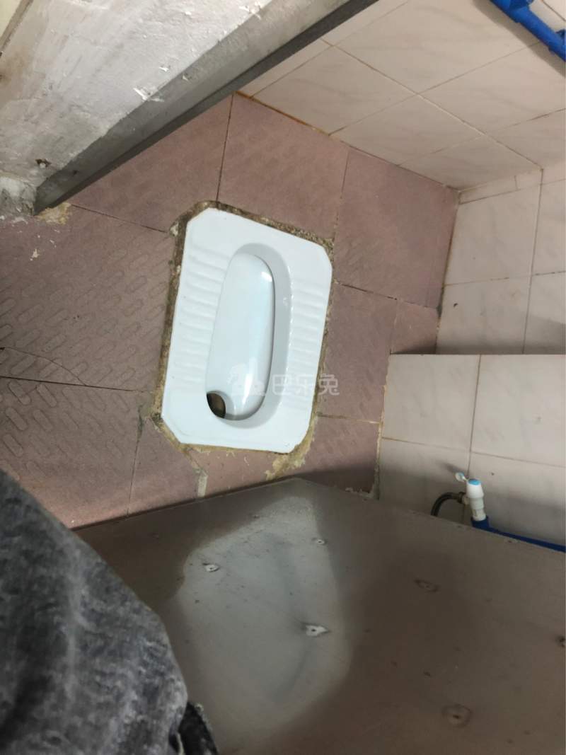 长湴西街七巷10号7761295卫生间图10