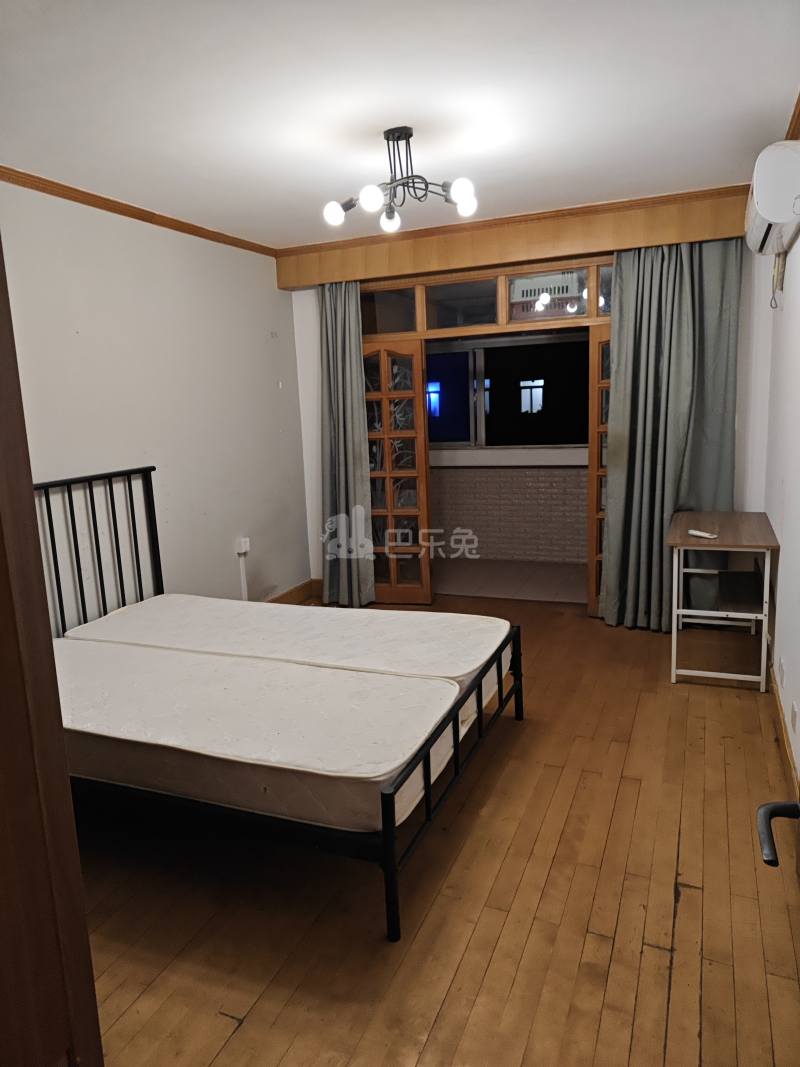 罗秀苑北区7765351卧室图0