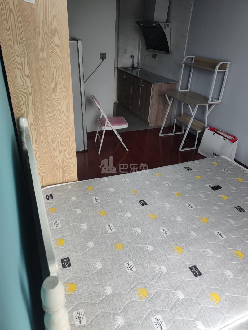 东海水景城领翔阁7769170卧室图3