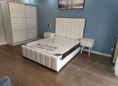 鑫都城柳岸人家 