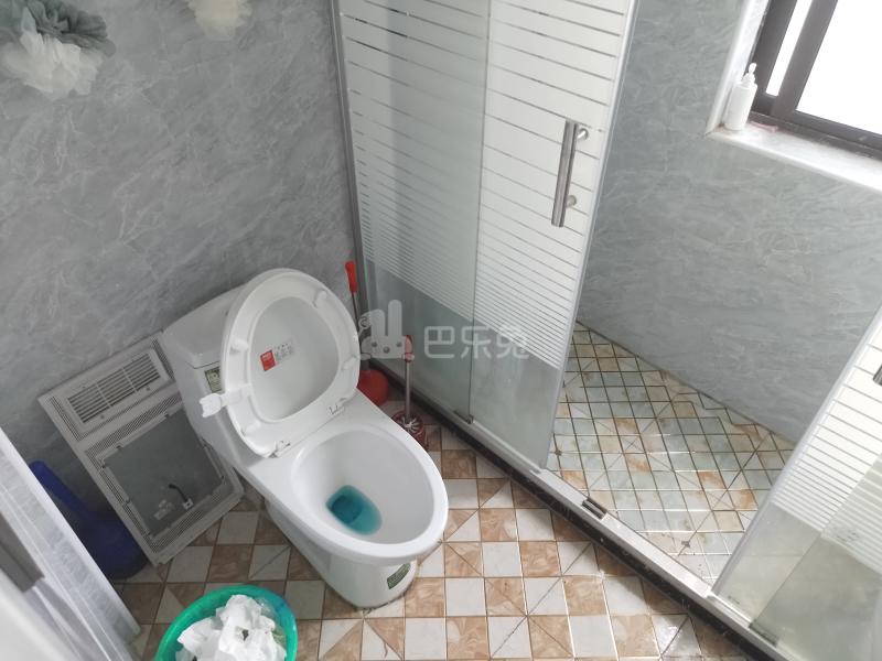 和欣家园7773971卫生间图10