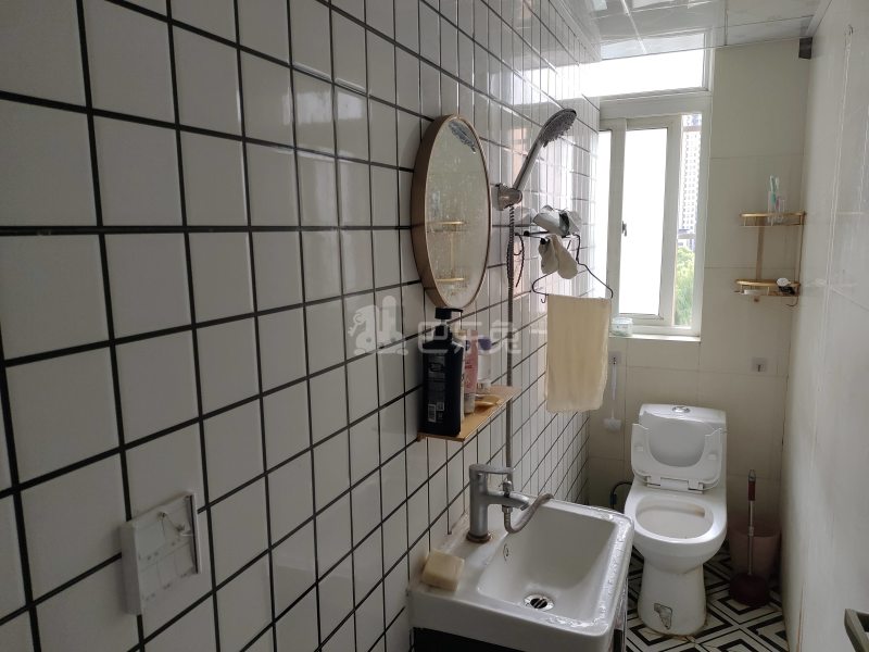 聚丰景都7779315卫生间图7