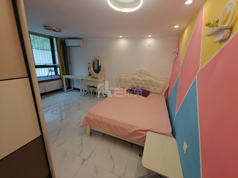 三元公寓7802614卧室图0