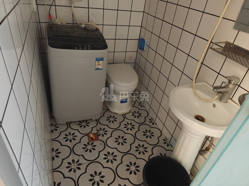 三元公寓7802614卫生间图4