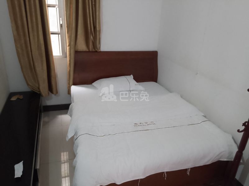 龙洞环村南街25号7803538卧室图0