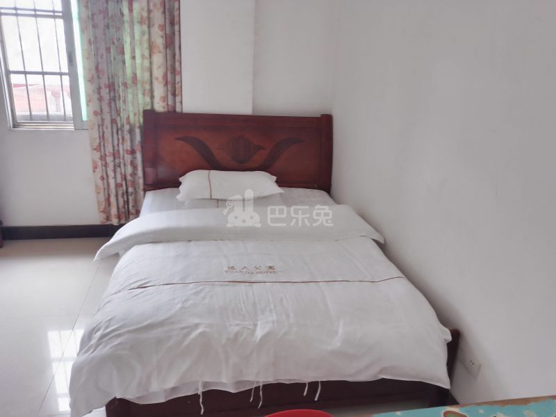 龙洞环村南街25号7803538卧室图2