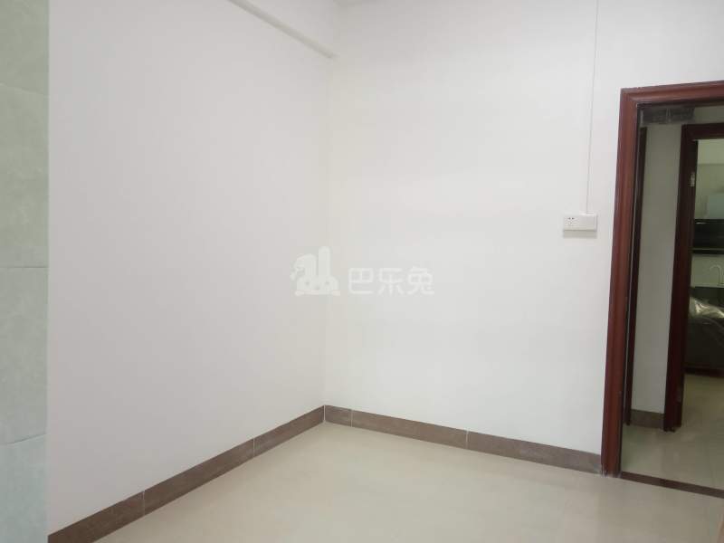 榕树头路187号之二7819842卧室图3