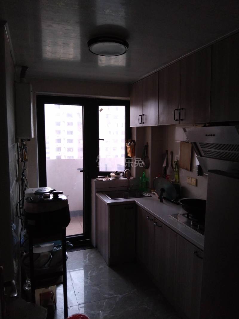 和欣家园7852635厨房图5