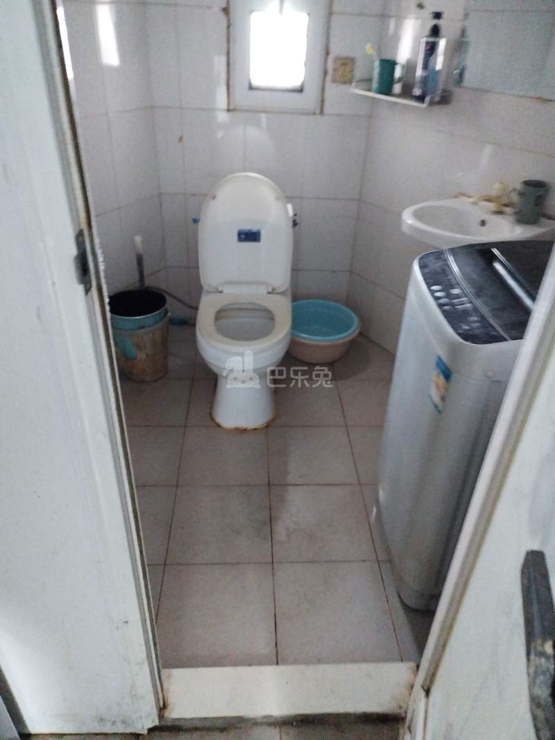 久富苑7858006卫生间图9