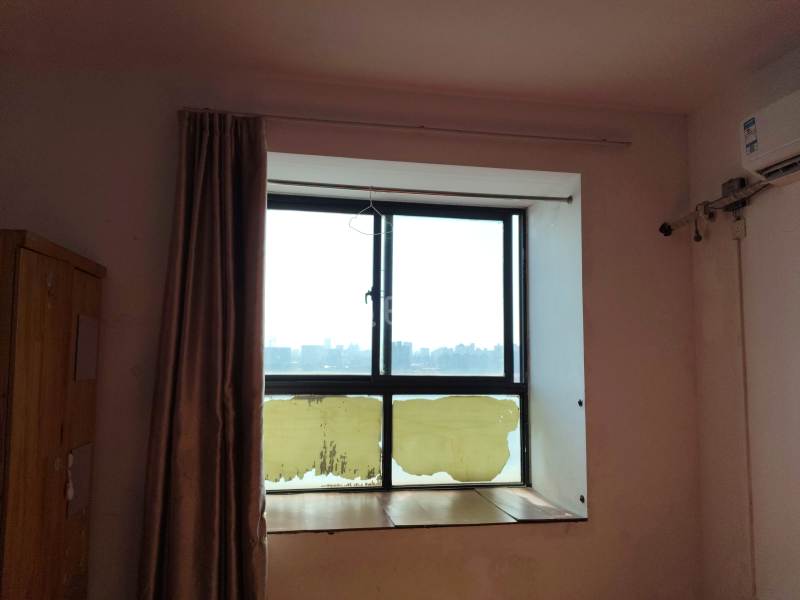 殷馨花苑1期（殷高路16弄小区）785677卧室窗户图13