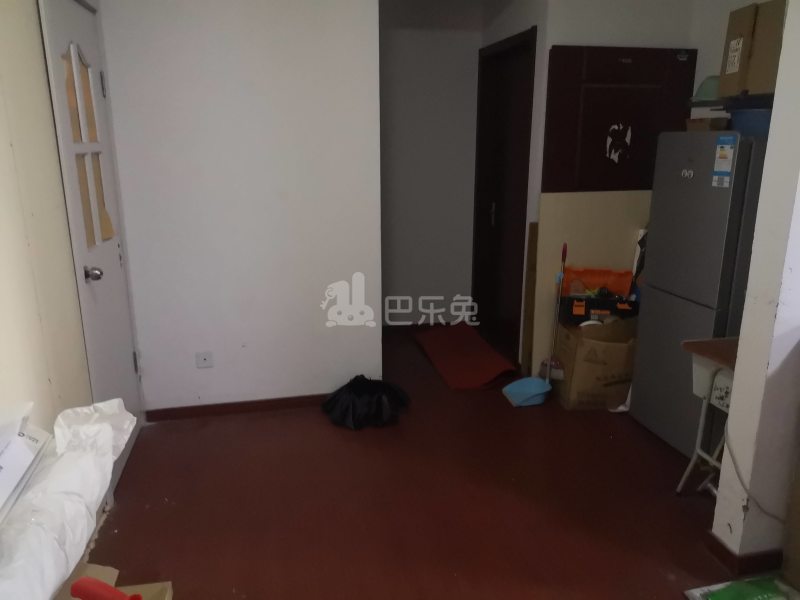 殷馨花苑1期（殷高路16弄小区）785677客厅图6