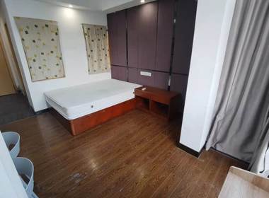 明珠公寓（徐泾店） 1室0厅1卫