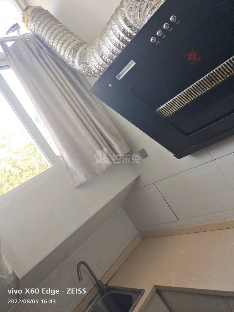 海德花园7896225卧室窗户图10