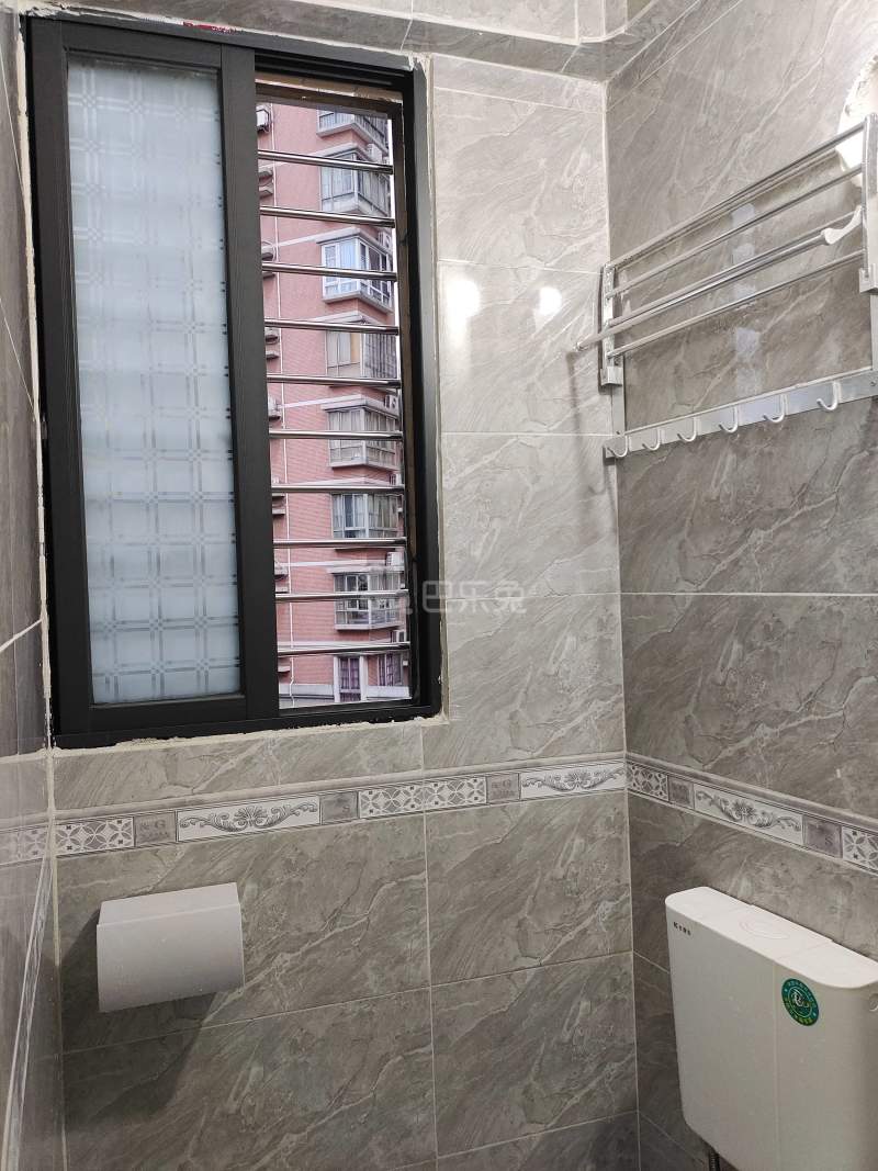 黄村石桥头下六巷1号7896553卫生间图15