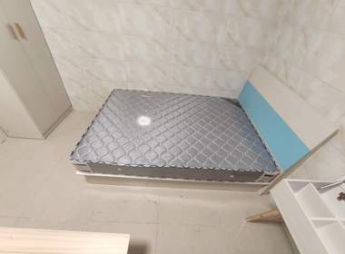 嘉禾望岗西岭路十八巷7号 1室0厅1卫