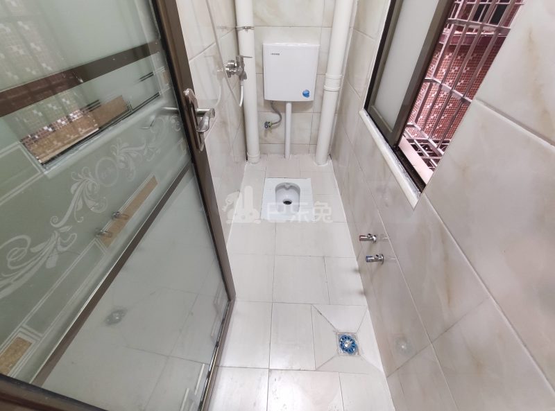 嘉禾望岗西岭路十八巷7号7904491卫生间图4