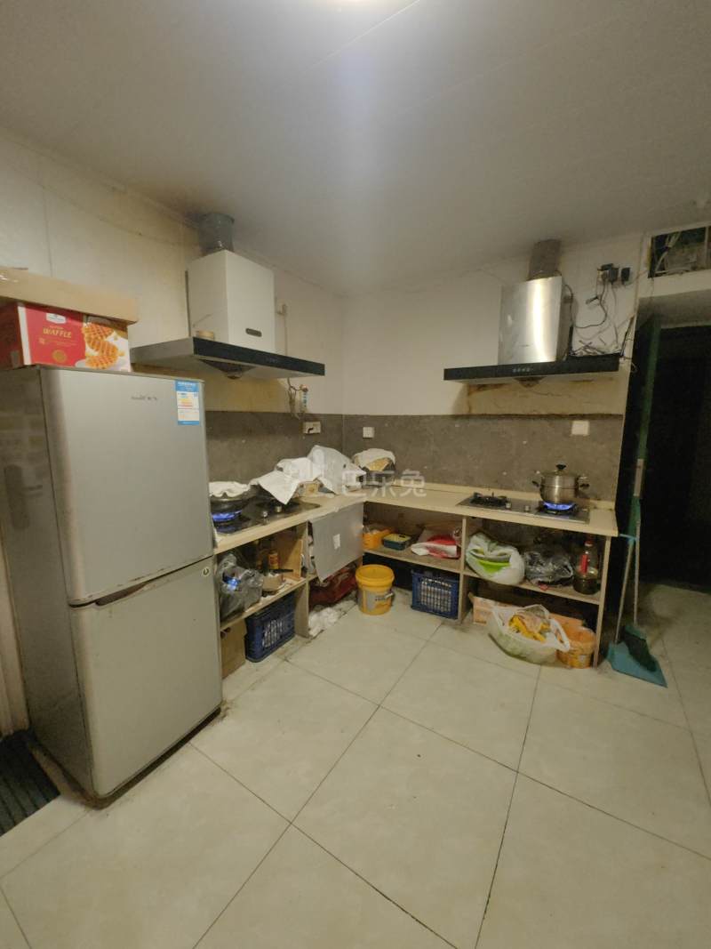 陆凌新村7922721厨房图5