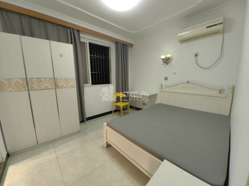 陆凌新村7922721卧室图1