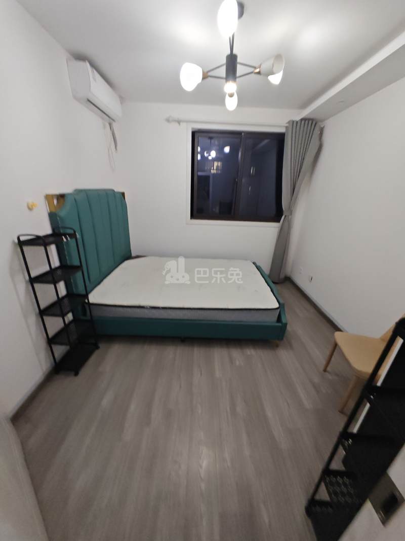 佘北家园明泰苑7923116卧室图3