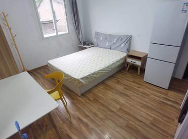 西宝兴路949弄小区 1室0厅1卫