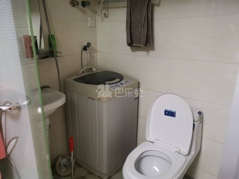 张桥小区（佳林路600号）793003卫生间图5