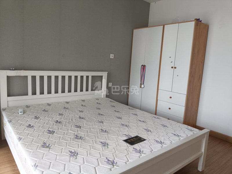 绿地滨江雅苑7939734卧室图5