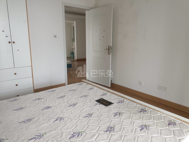 绿地滨江雅苑7939734卧室图0