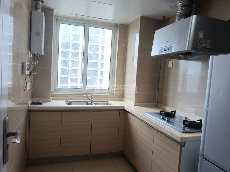 绿地滨江雅苑7939734厨房图9